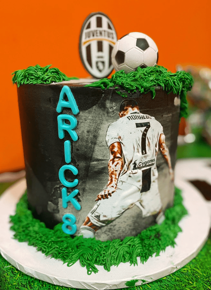 Excellent Cristiano Ronaldo Cake