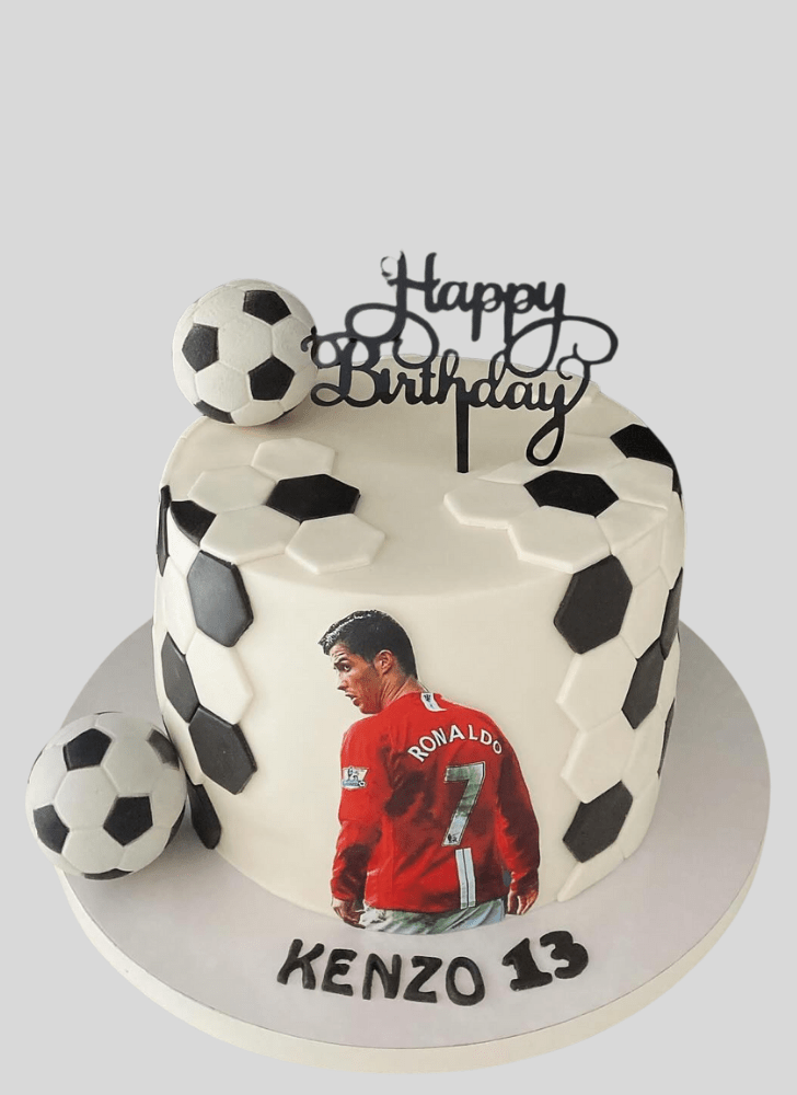 Beauteous Cristiano Ronaldo Cake