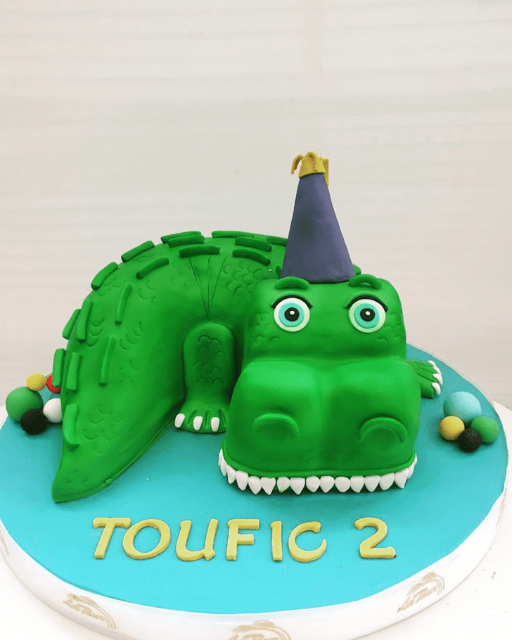 Fascinating Crocodile Cake