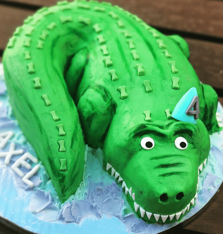 Gorgeous Crocodile Cake
