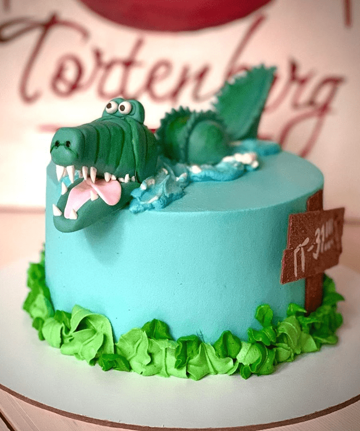 Resplendent Crocodile Cake