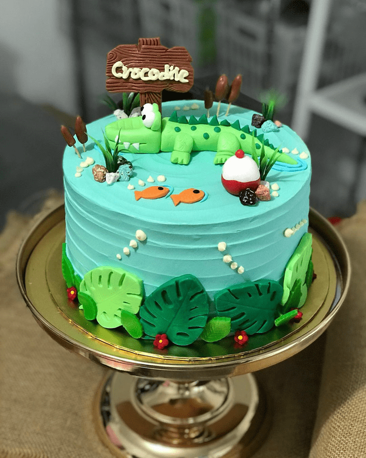 Superb Crocodile Cake
