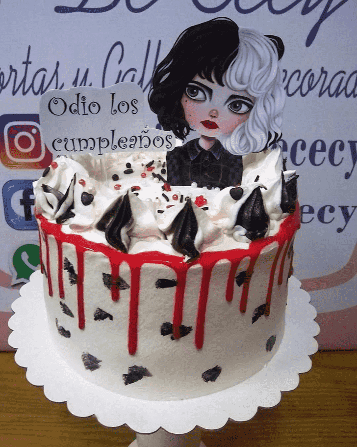 Grand Cruella Cake