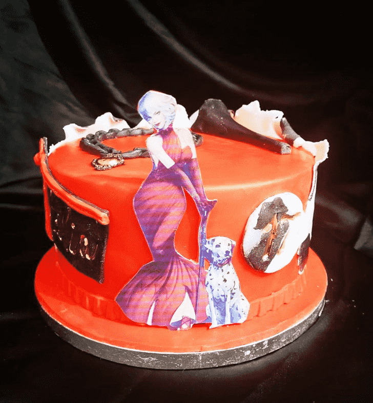 Magnetic Cruella Cake