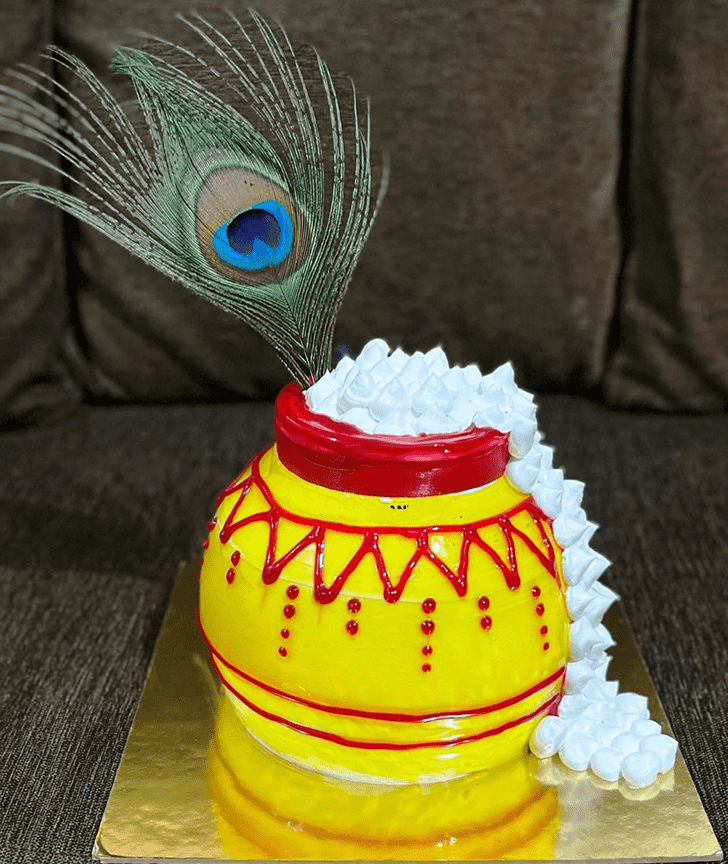 Beauteous Dahi Handi Cake