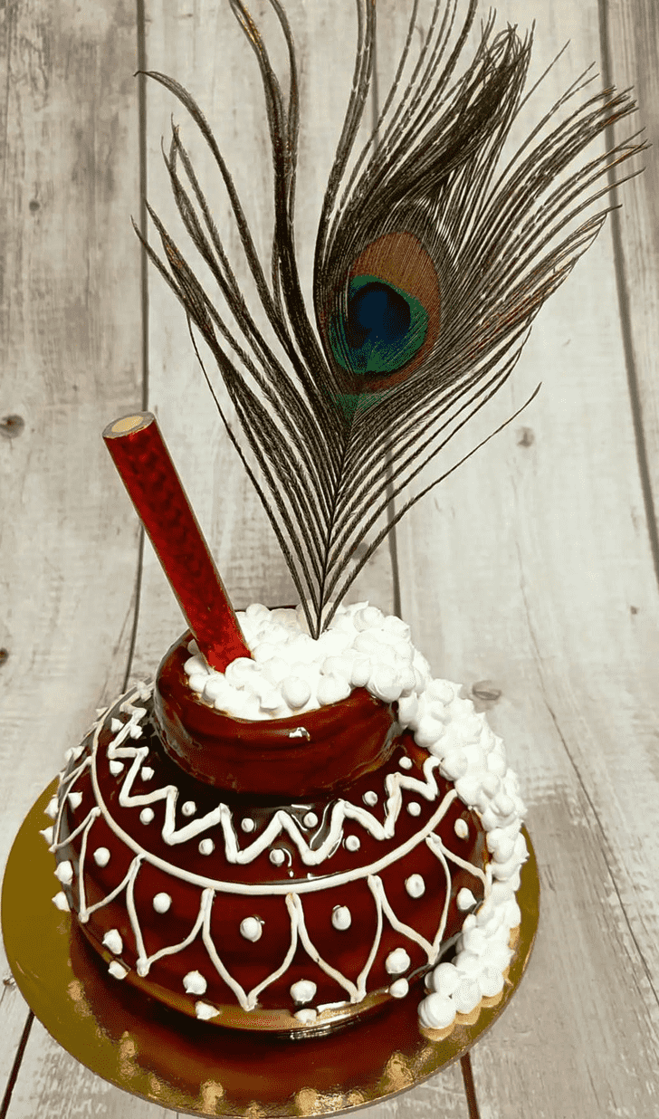 Enthralling Dahi Handi Cake