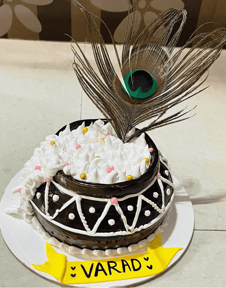 Excellent Dahi Handi Cake