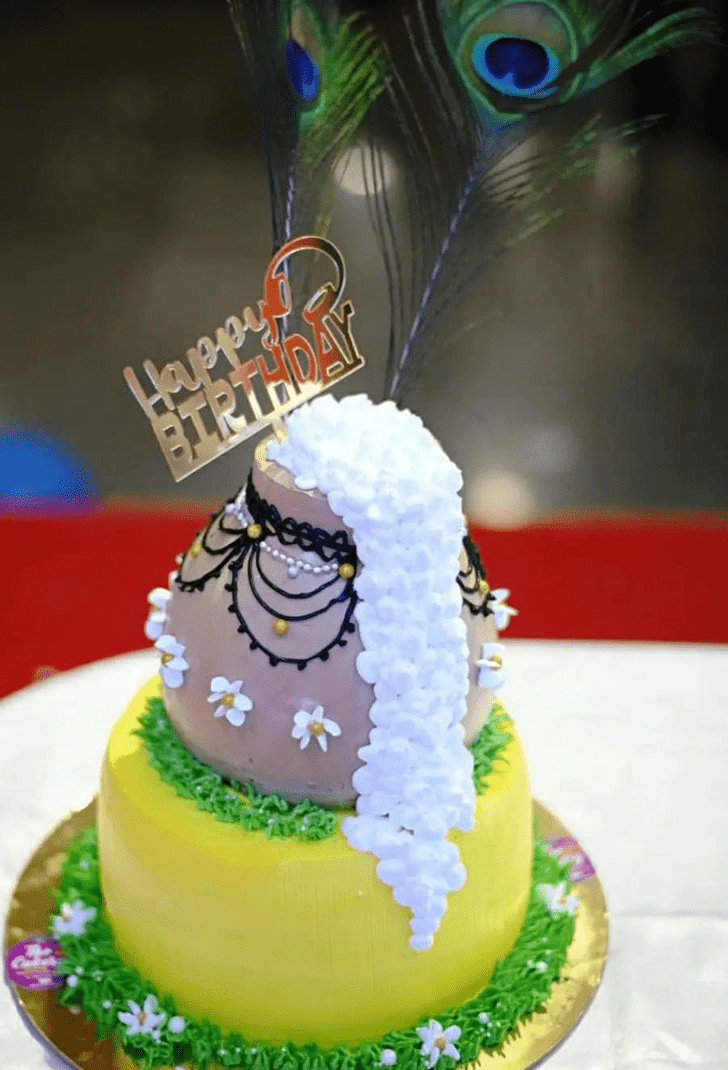 Handsome Dahi Handi Cake