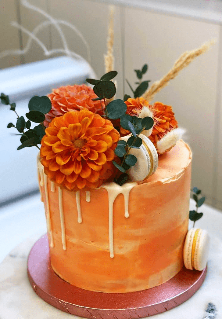 Charming Dahlia Cake