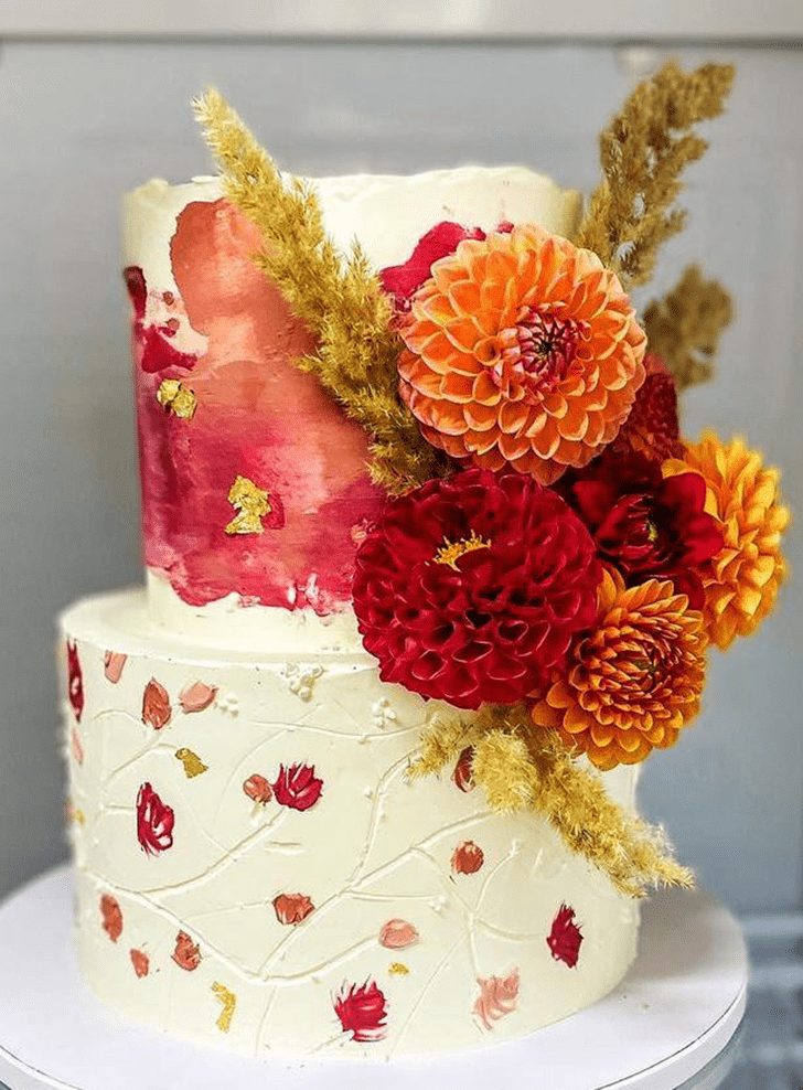 Comely Dahlia Cake