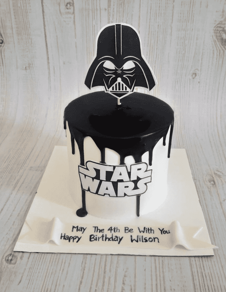 Delicate Darth Vader Cake