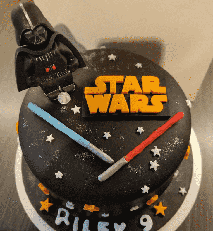 Exquisite Darth Vader Cake