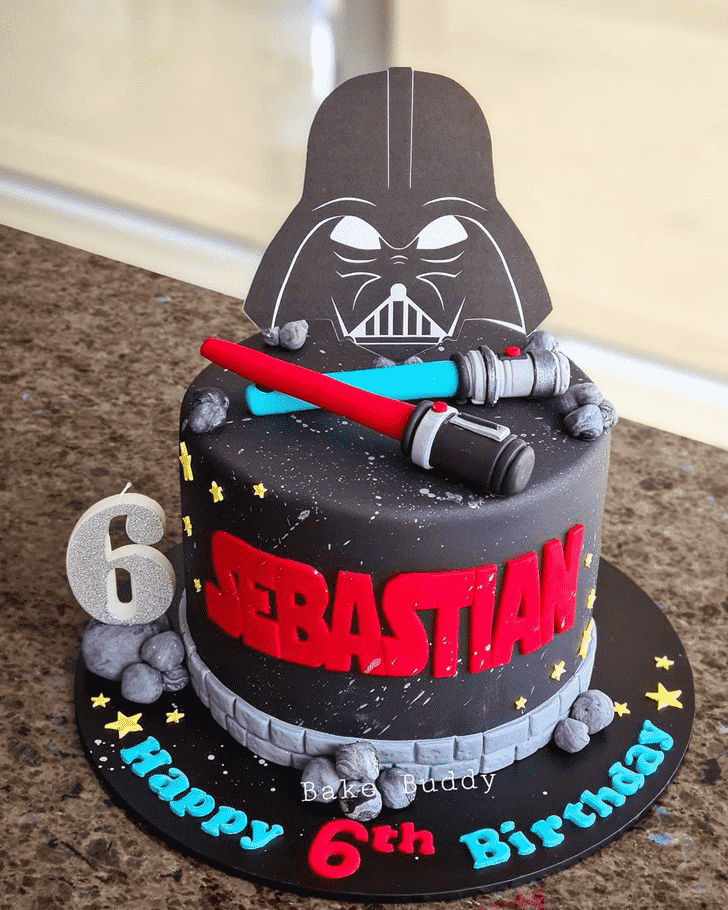 Nice Darth Vader Cake