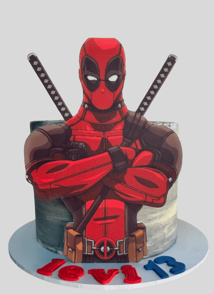 Pretty Deadpool Cake