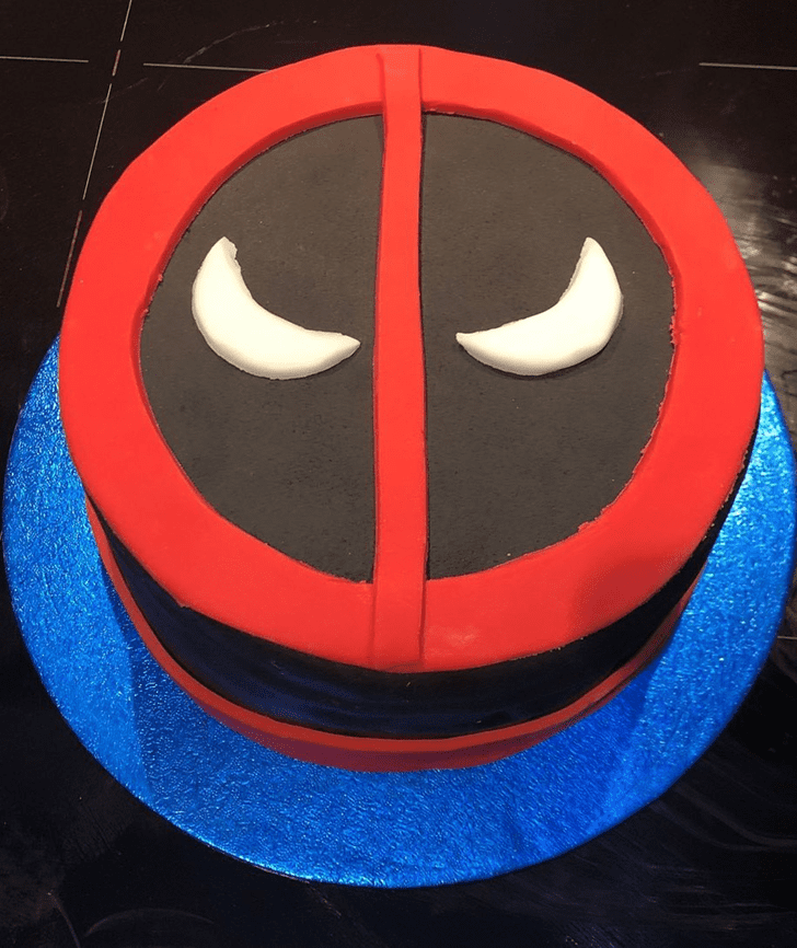 Admirable Deadpool Cake Design