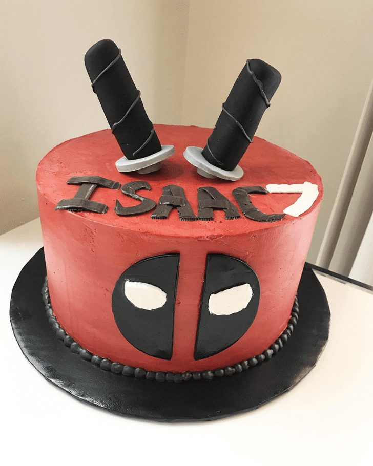 Comely Deadpool Cake