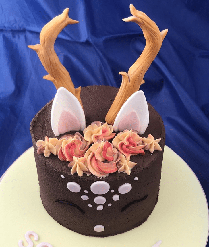Grand Deer Cake