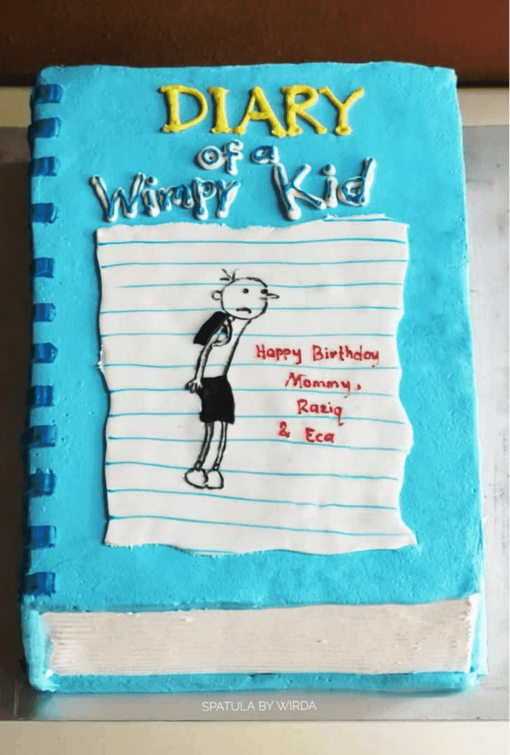 Dazzling Diary of a Wimpy Kid Cake