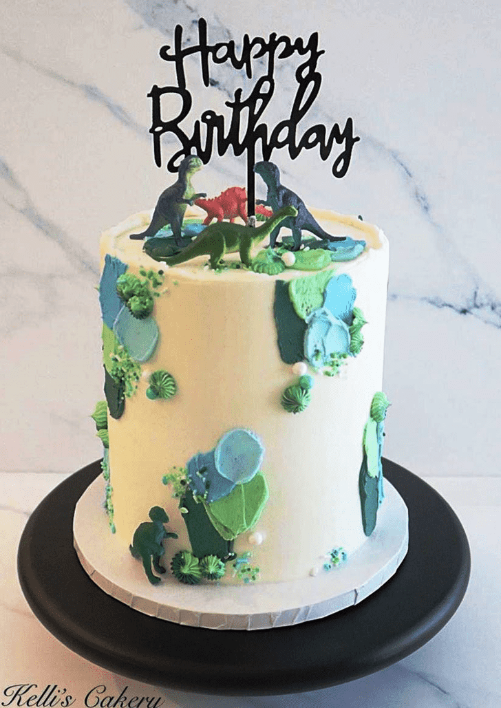 Admirable Dinosaur Cake Design