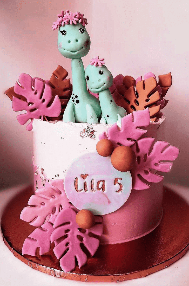 Lovely Dinosaur Cake Design