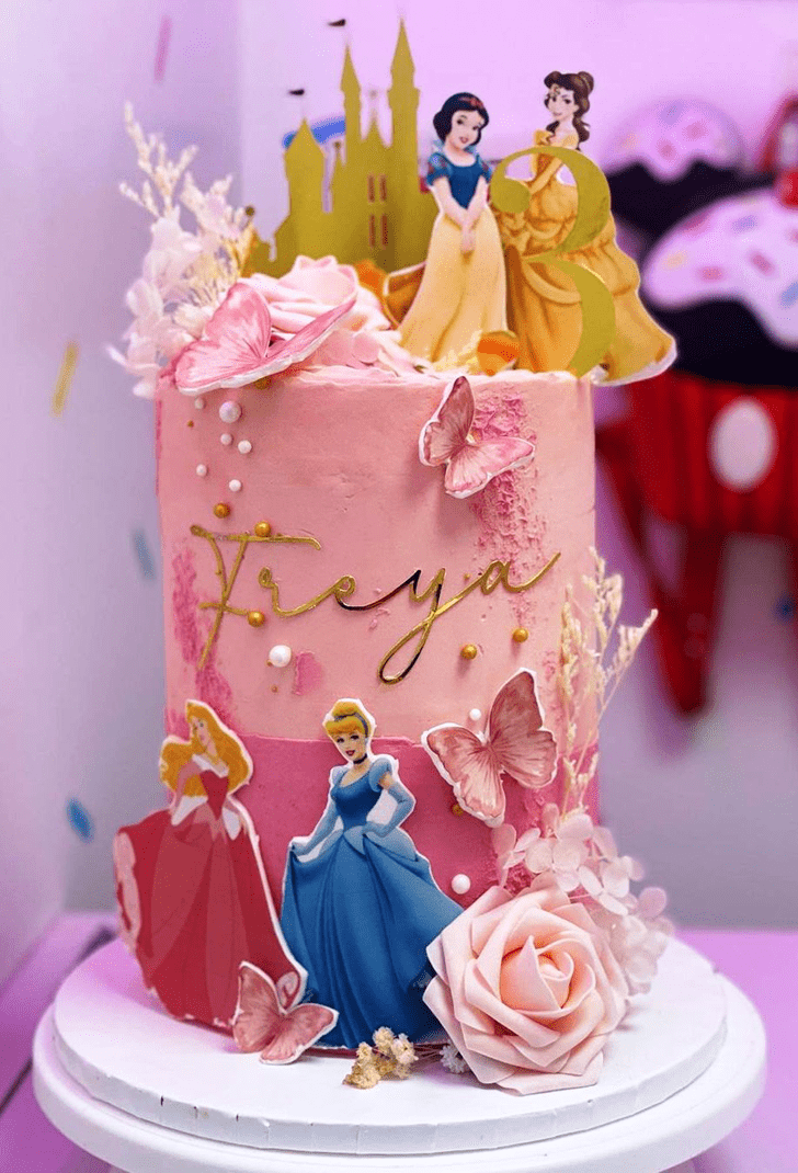 Fine Disney Princess Cake