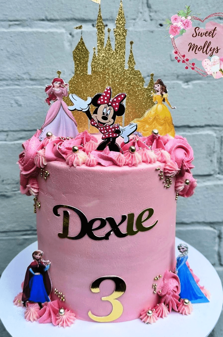 Grand Disney Princess Cake