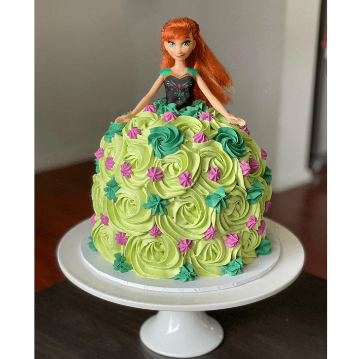 Delicate Disneys Anna Cake
