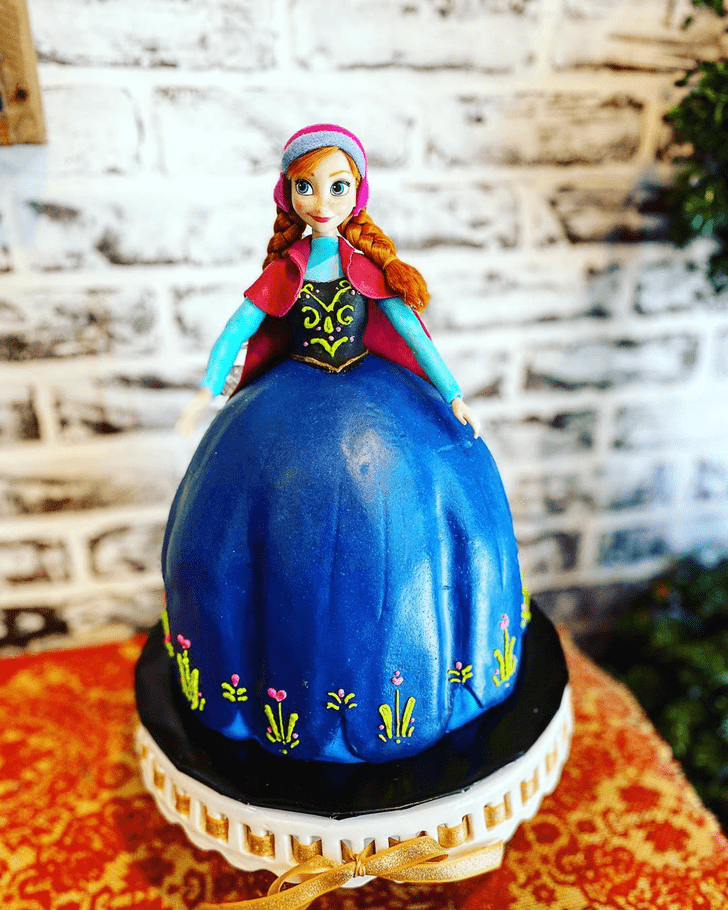 Splendid Disneys Anna Cake