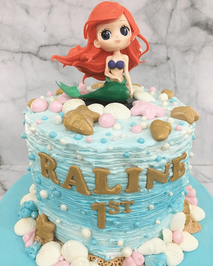 Fine Disneys Ariel Cake