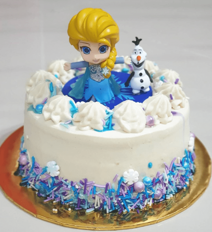 Admirable Disneys Elsa Cake Design