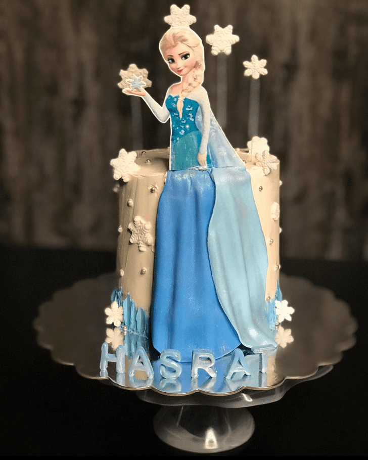 Classy Disneys Elsa Cake