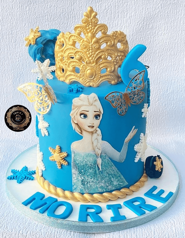Dazzling Disneys Elsa Cake