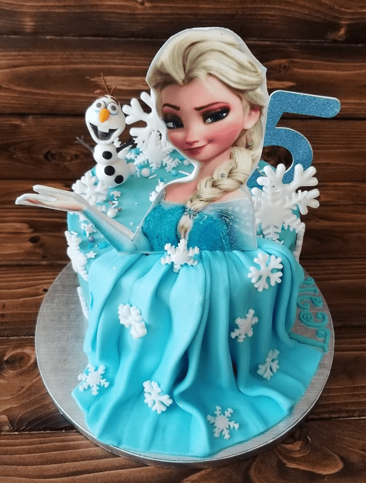 Marvelous Disneys Elsa Cake