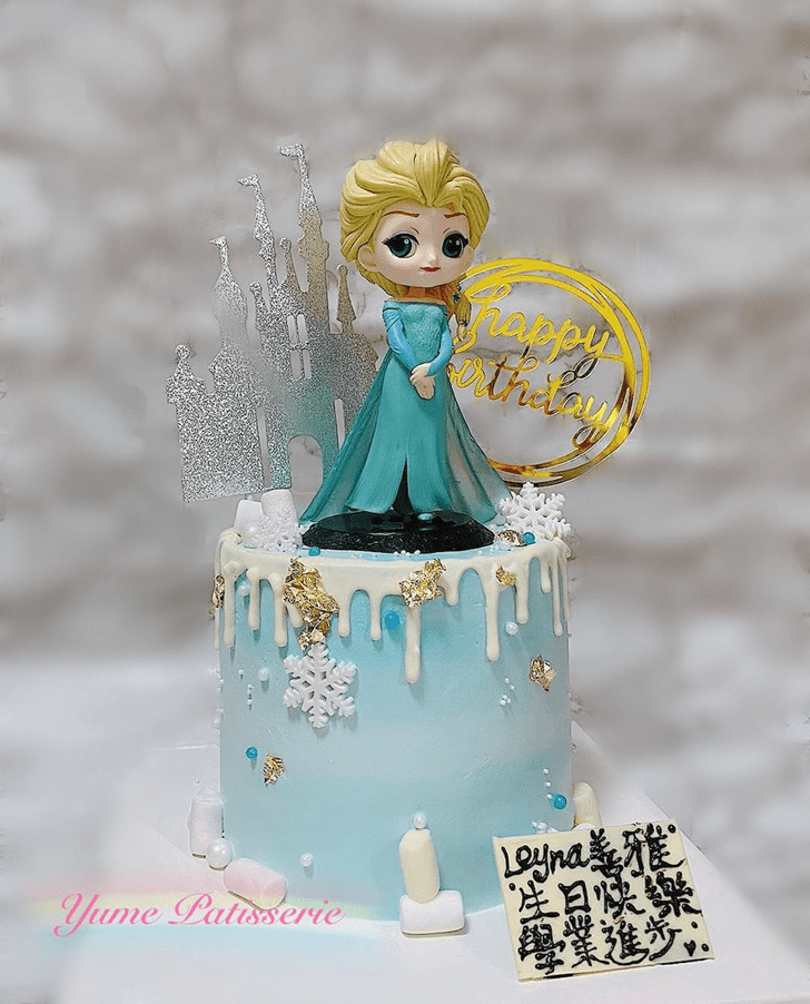 Slightly Disneys Elsa Cake