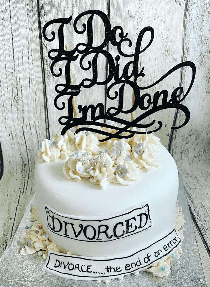 Shapely Divorce Cake