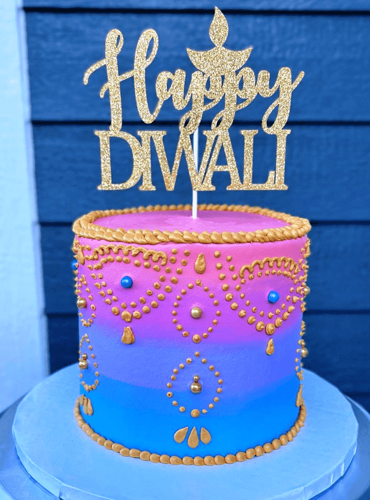 Comely Diwali Cake