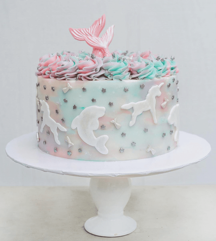 Cute Dolphin Cake