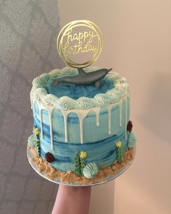Mesmeric Dolphin Cake