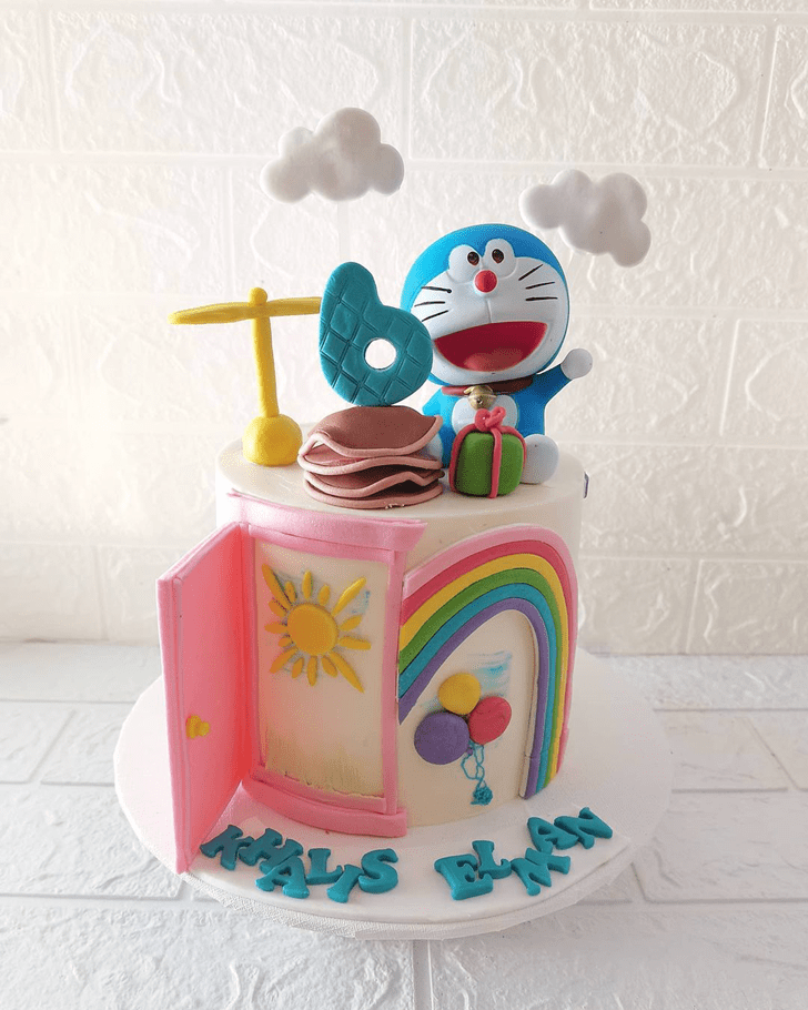 Elegant Doraemon Cake