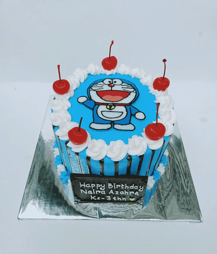 Mesmeric Doraemon Cake