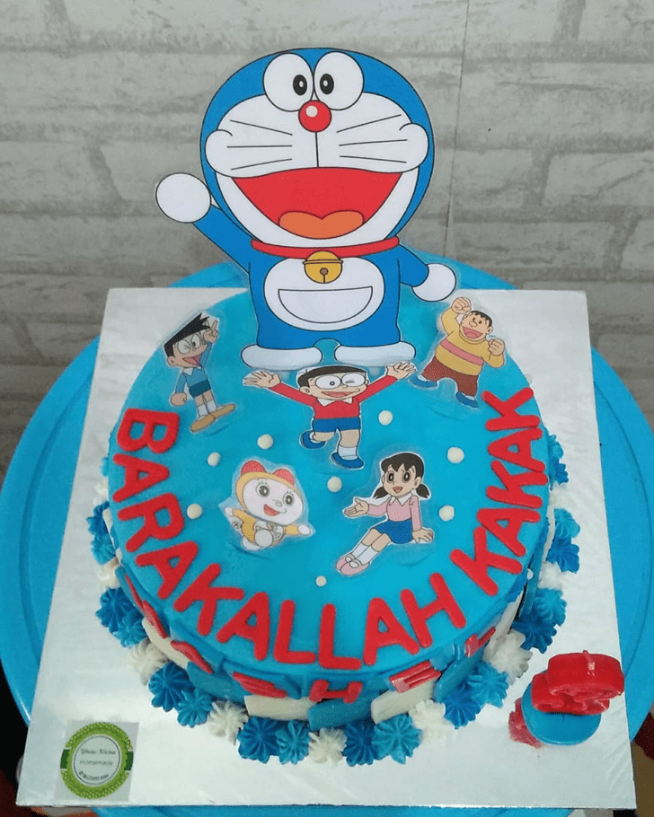 Radiant Doraemon Cake
