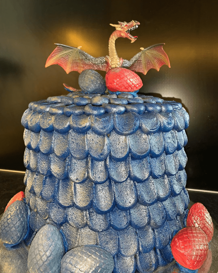 Admirable Dragon Cake Design