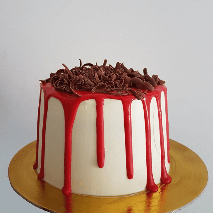 Grand Drip Cake