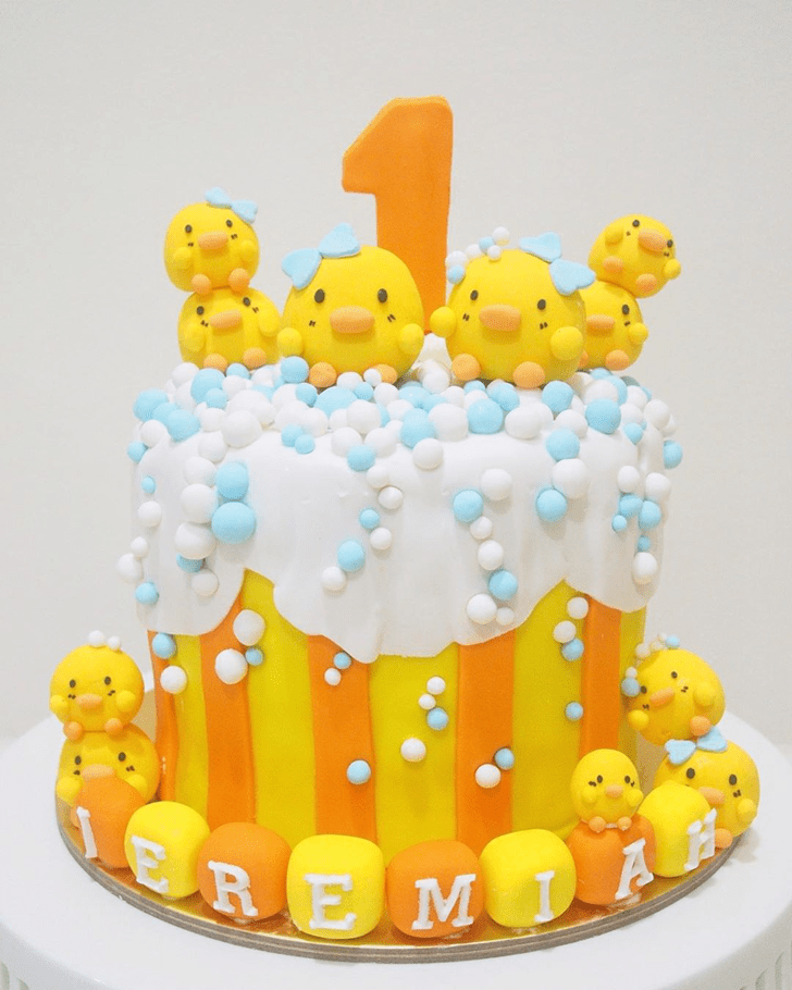 Excellent Duckling Cake