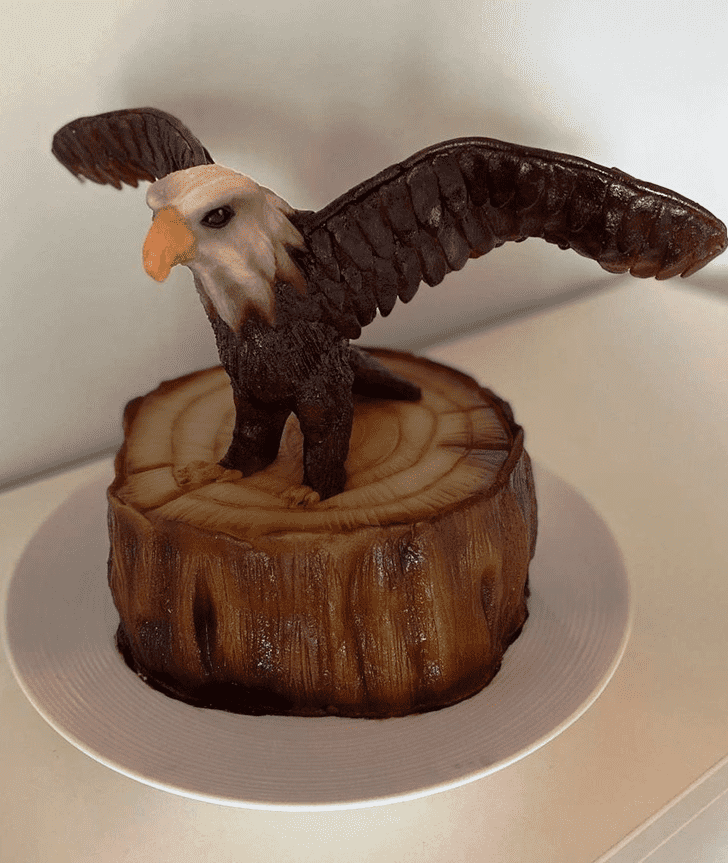 Graceful Eagle Cake