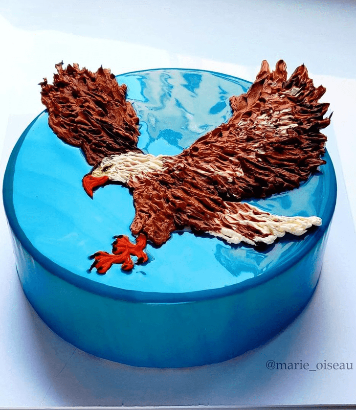 Inviting Eagle Cake