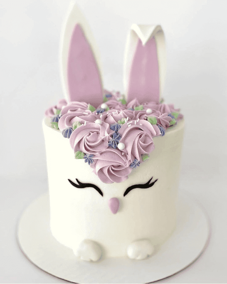 Comely Easter Bunny Cake