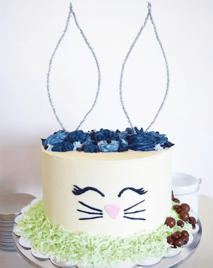 Elegant Easter Bunny Cake