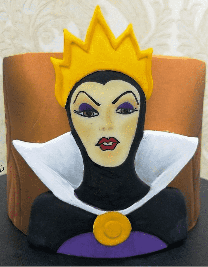 Delightful Evil Queen Cake