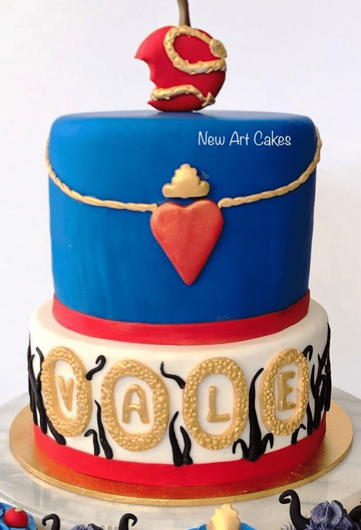 Ideal Evil Queen Cake
